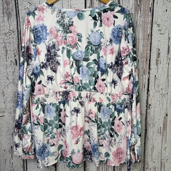 Torrid 1X | 14/16 Plus Size Babydoll Georgette Pintuck Long Sleeve Blouse Floral - Picture 4 of 15